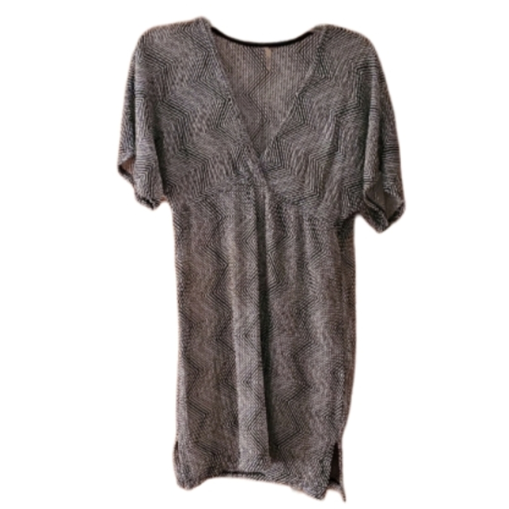 Elan Womans Black and White Chevron Sheer Coverup Dress Size Medium
